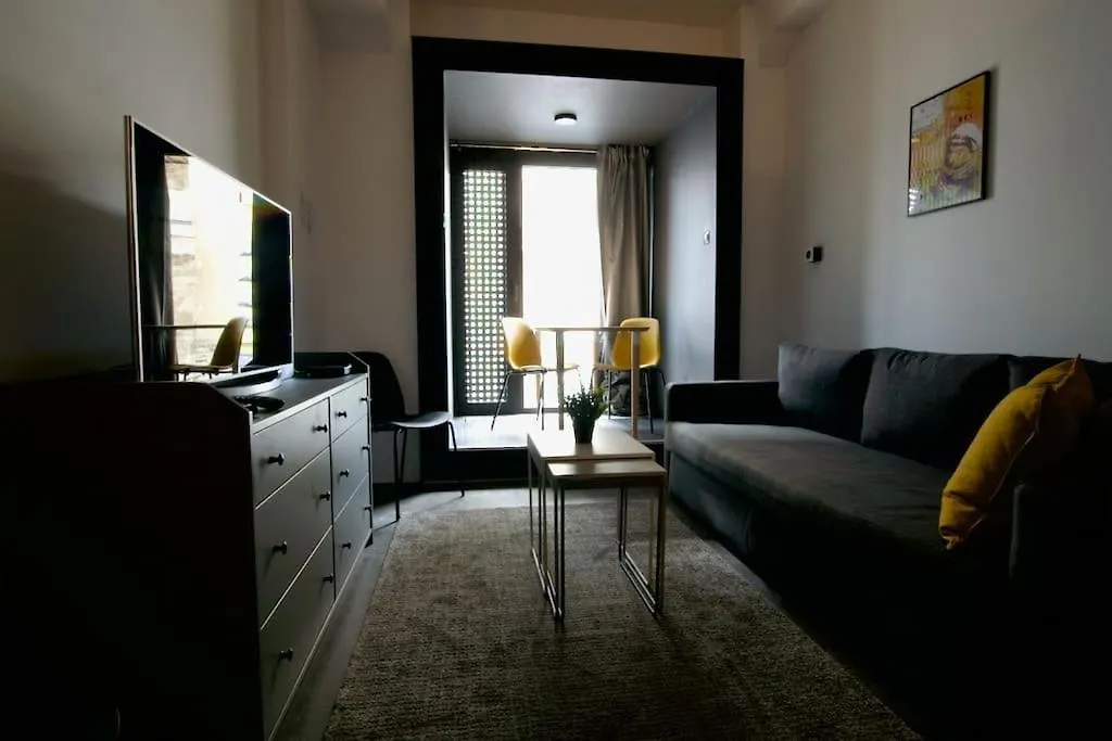 Studio Apartment By Hi5- Rottenbiller Apartment Budapest