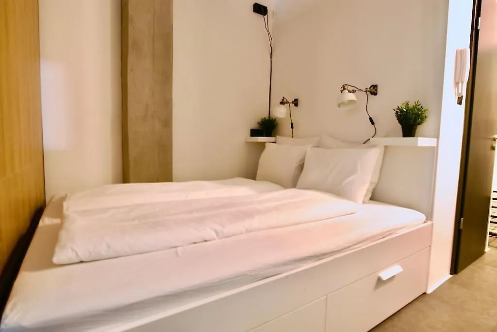 Studio Apartment By Hi5- Rottenbiller Apartment Budapest