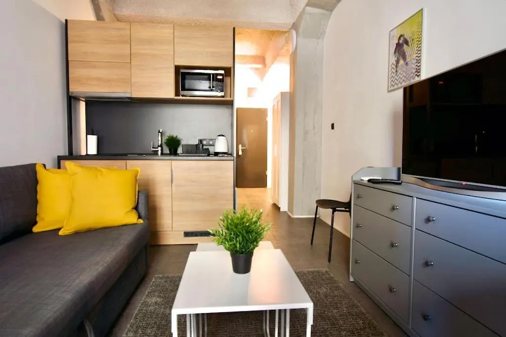 Studio Apartment By Hi5- Rottenbiller Apartment Budapest