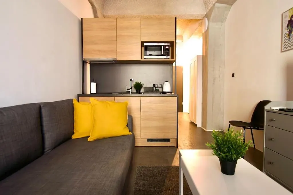 Studio Apartment By Hi5- Rottenbiller Apartment Budapest 0*,  Hungary